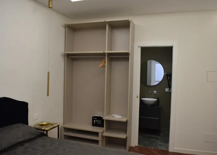 בית הארחה Sistina New Collection, Barberini 4*