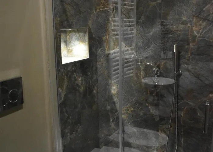 בית הארחה Sistina New Collection, Barberini 4*